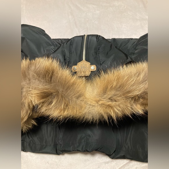 SOLD ✨ MACKAGE AKIVA ✨ - Picture 7 of 10